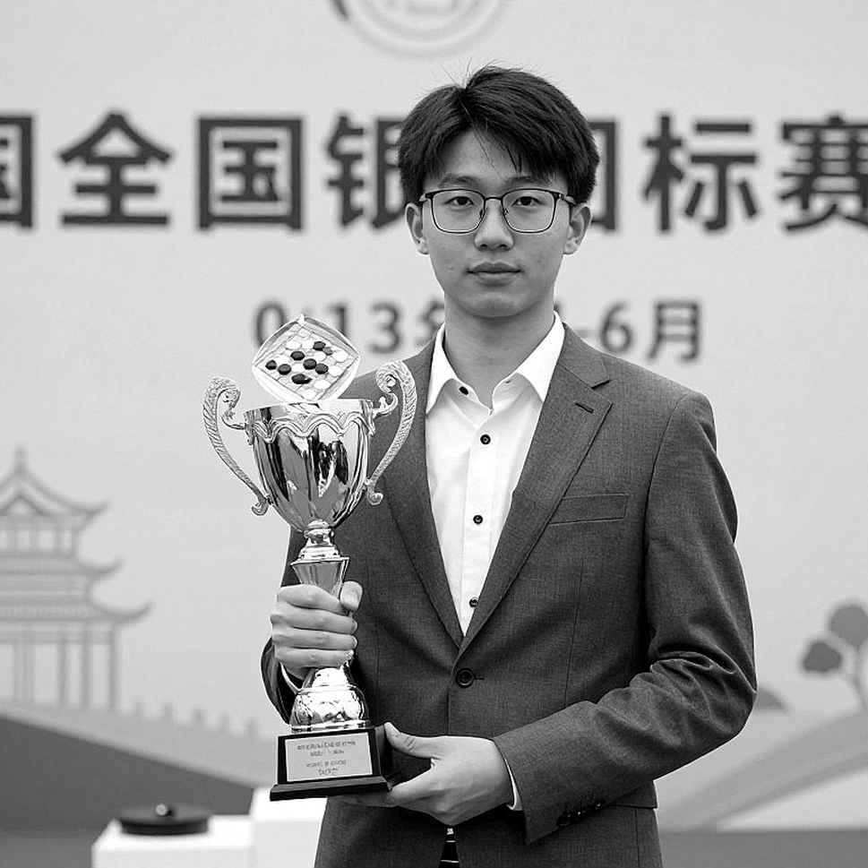 FIDE सर्वे: चार में से तीन महिला शतरंज खिलाड़ी ने पक्षपात या उत्पीड़न बताया, पर नमूना अब भी सार्वजनिक नहीं