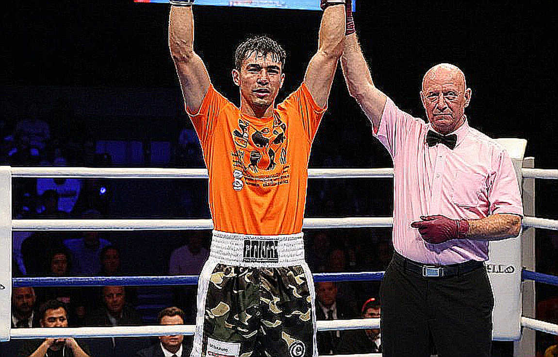 Indian Boxing's Real Federation Sits in the Payroll Office