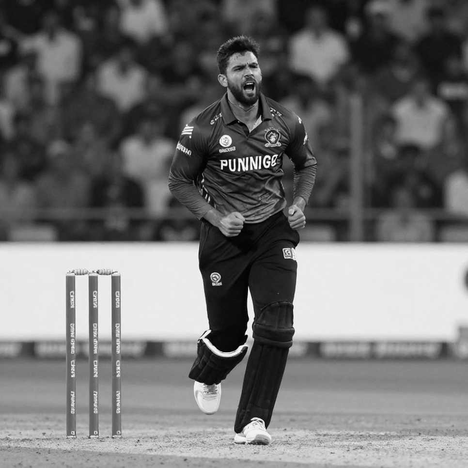 One Frame, One Wicket, and the Half-Told Story of a Ranji Semifinal One Frame, One Wicket, and the Half-Told Story of a Ranji Semifinal
