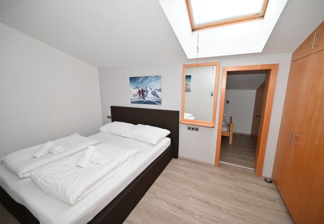 Apartment in Kaprun - Apartment  Mountain View Top20/ Summercard not inc Apartment in Kaprun - Apartment  Mountain View Top20/ Summercard not inc
